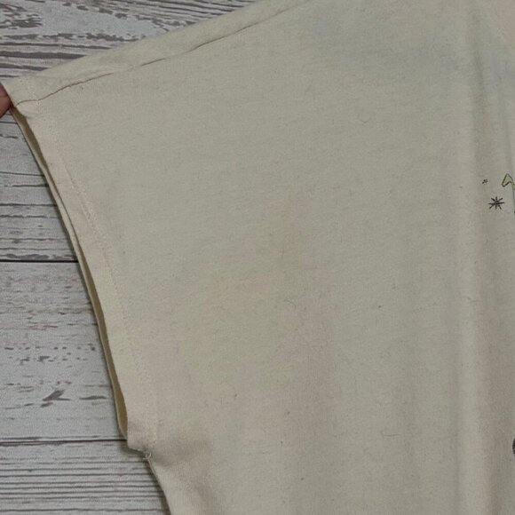 🦃‎ Tinkerbell Graphic T XL - Picture 3 of 5